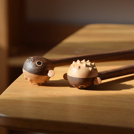 Cute Itchy Scratching Solid Wood Stick